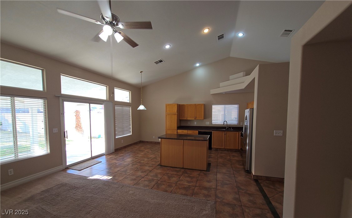 7417 Red Eagle Street, Las Vegas, Texas image 36