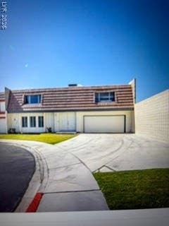 Townhouse For Sale - 3303 Royce Court<br/> Clark County, Las Vegas, NV 89121