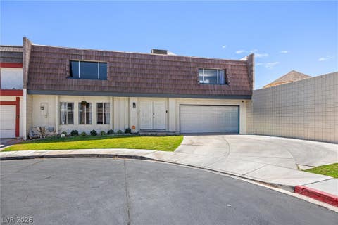 Townhouse For Sale - 3303 Royce Court<br/> Clark County, Las Vegas, NV 89121