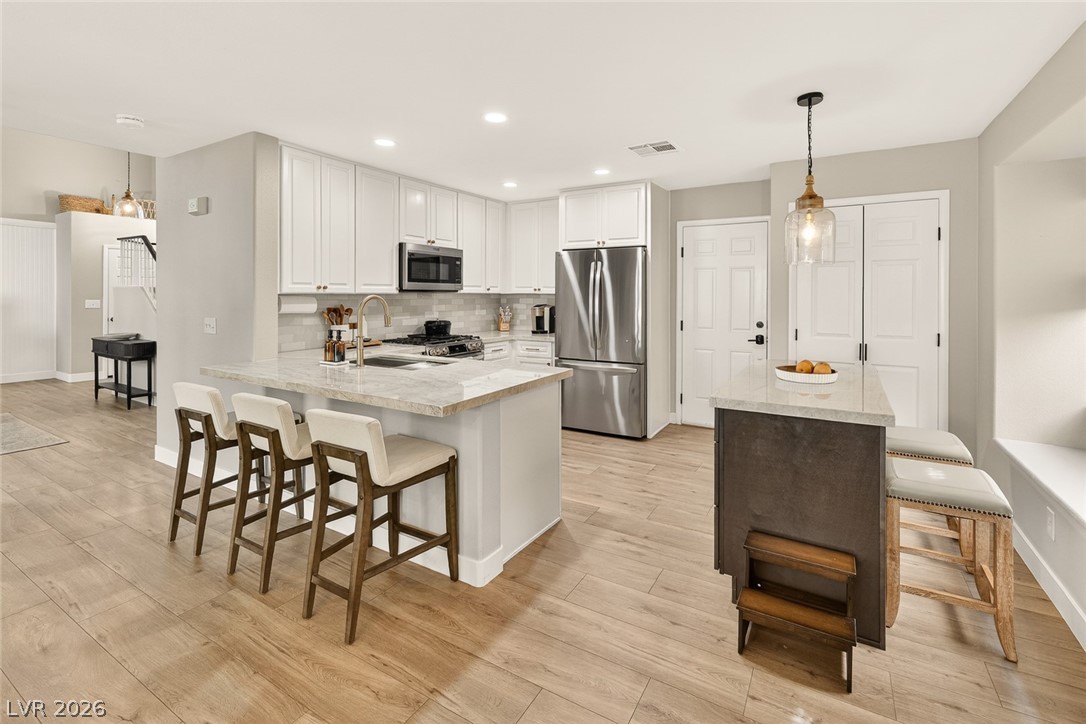 2437 Cliffwood Drive