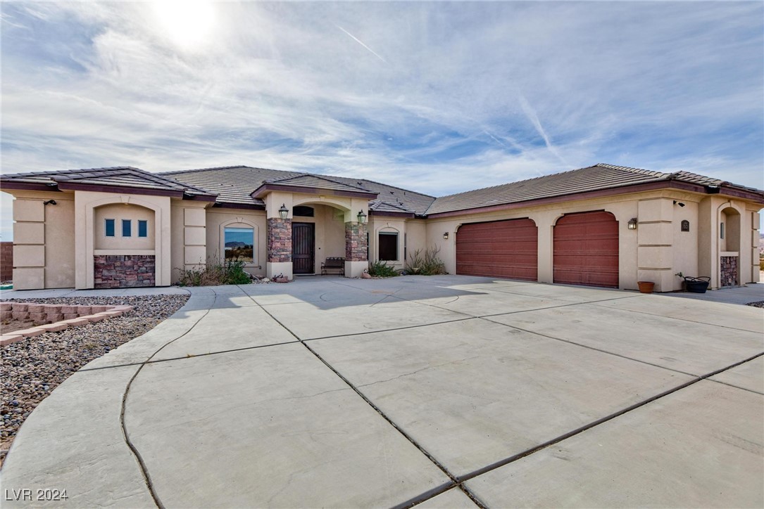 675 Claridge Avenue, Logandale, Nevada image 3