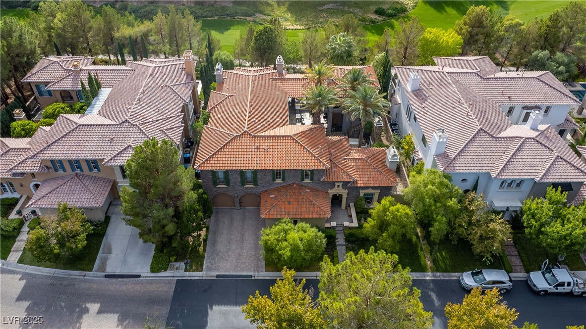 Las Vegas, Nevada 89141, United States, 5 Bedrooms Bedrooms, ,6 BathroomsBathrooms,Residential,Active,97659