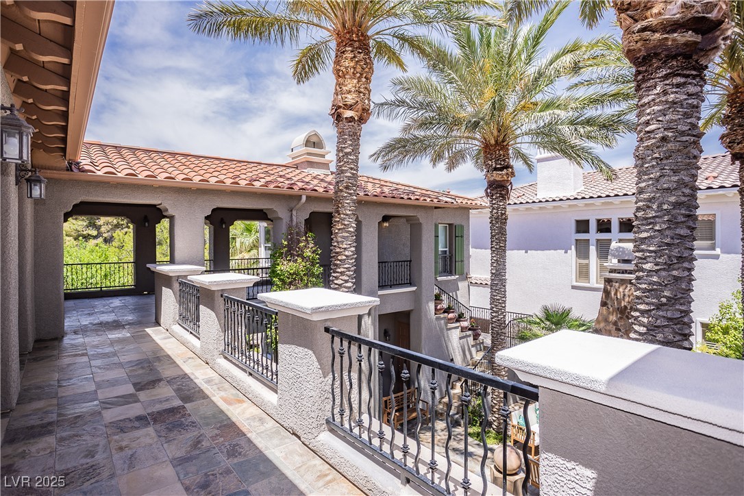 Las Vegas, Nevada 89141, United States, 5 Bedrooms Bedrooms, ,6 BathroomsBathrooms,Residential,Active,97659