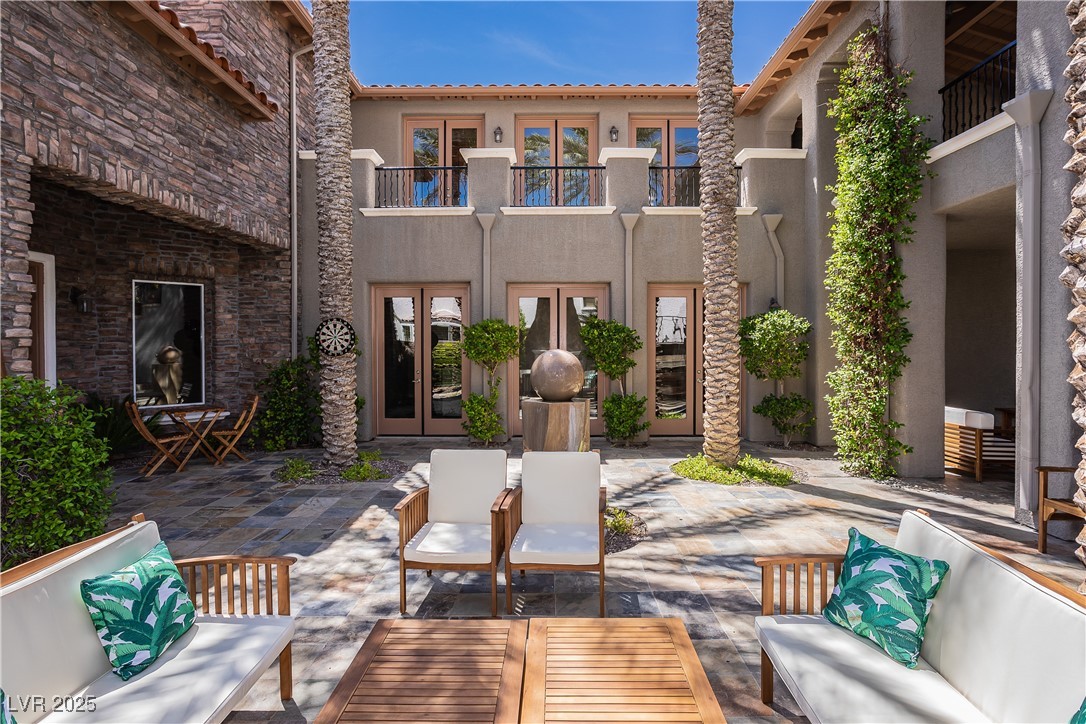 Las Vegas, Nevada 89141, United States, 5 Bedrooms Bedrooms, ,6 BathroomsBathrooms,Residential,Active,97659