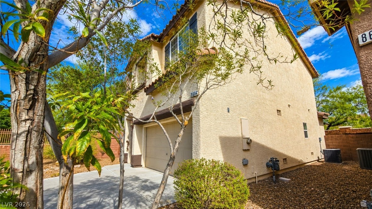 8644 Abbey Dell Avenue