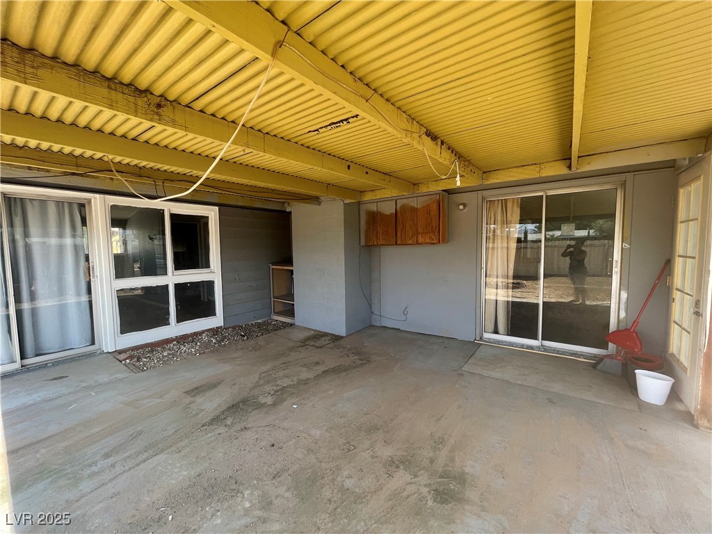 Las Vegas, Nevada 89107, United States, 3 Bedrooms Bedrooms, ,2 BathroomsBathrooms,Residential,Active,94144
