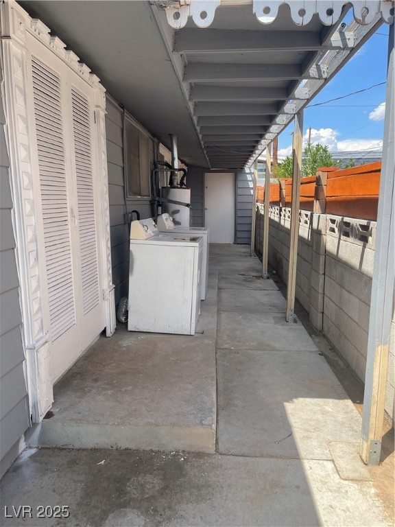 Las Vegas, Nevada 89107, United States, 3 Bedrooms Bedrooms, ,2 BathroomsBathrooms,Residential,Active,94144