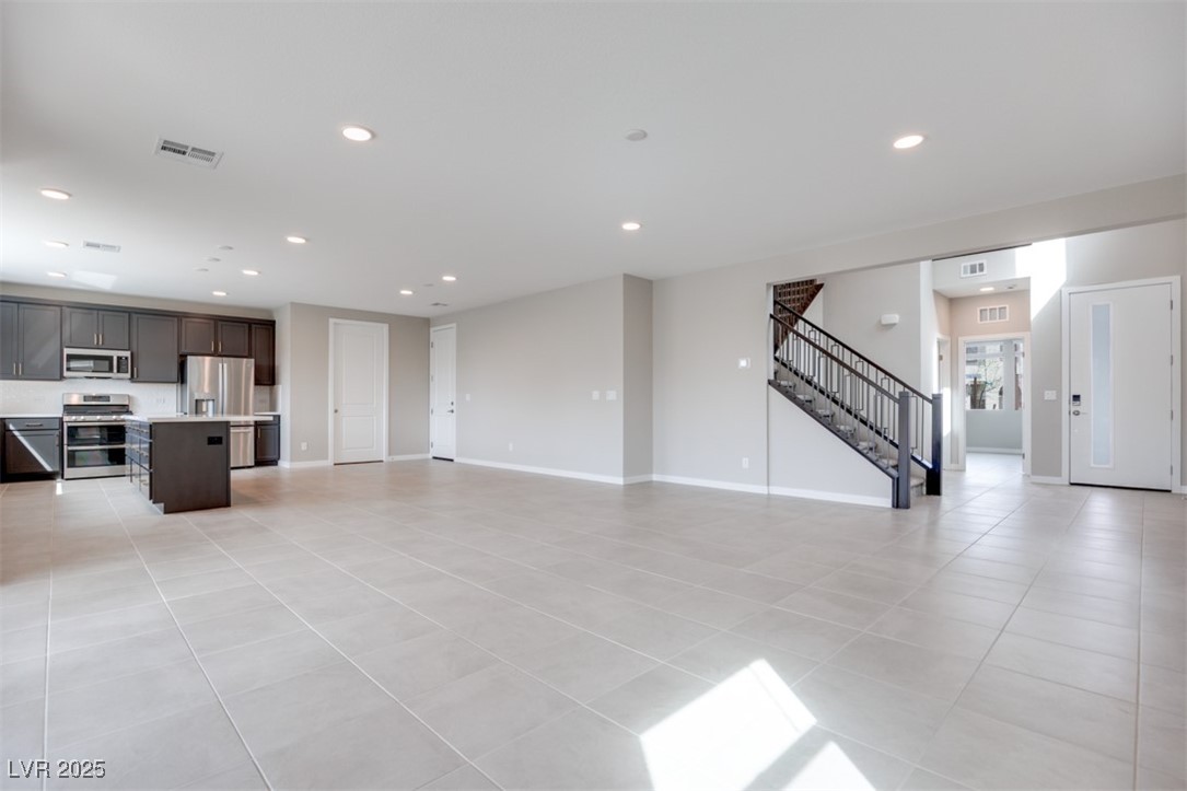 1410 Crimson Sunbird Street, North Las Vegas, Nevada image 5