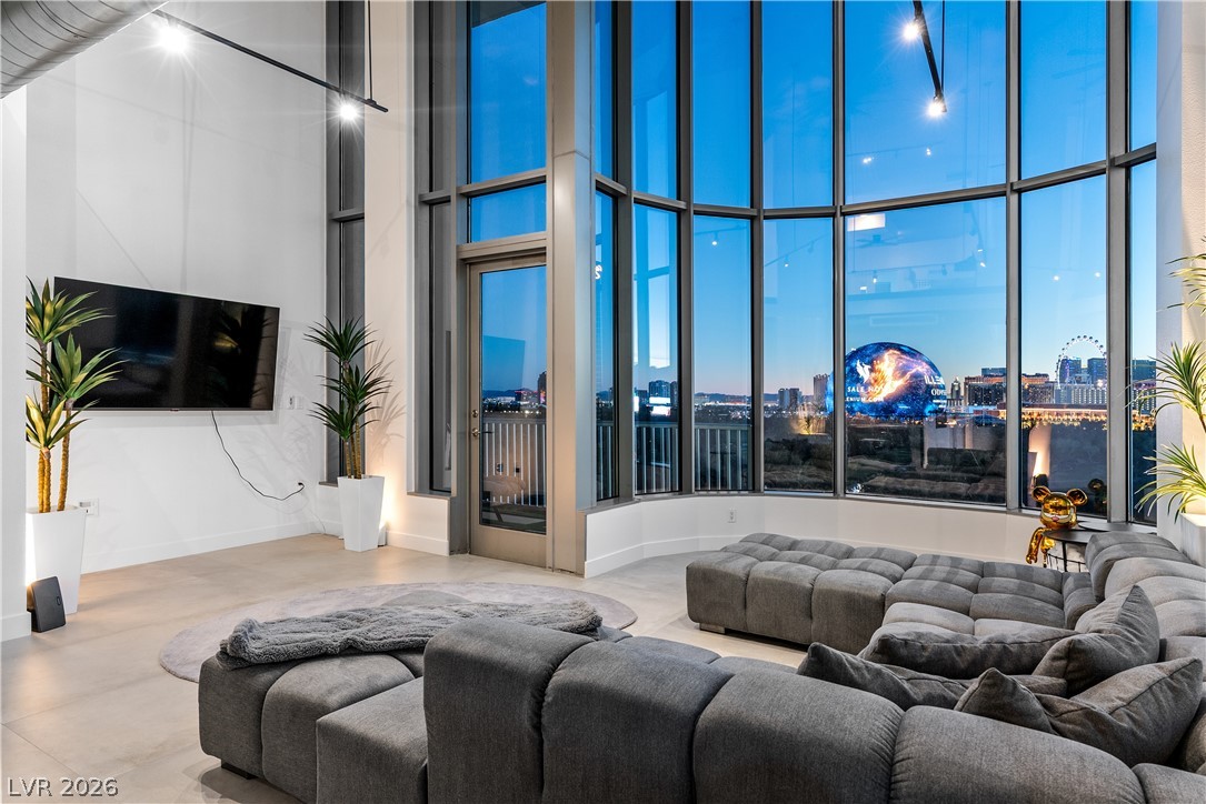 360 E Desert Inn Road 807