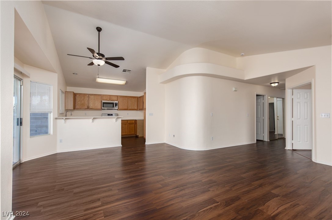 8216 Ogee Drive, Las Vegas, Nevada image 3