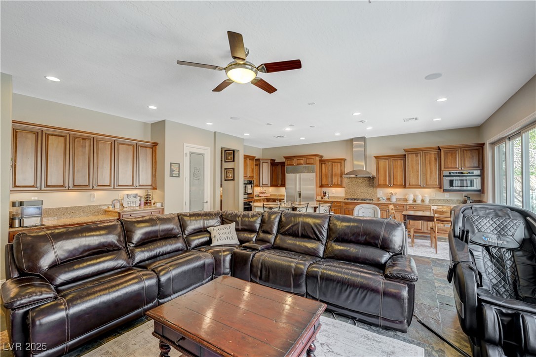 2124 Pont National Drive, Henderson, Nevada image 41