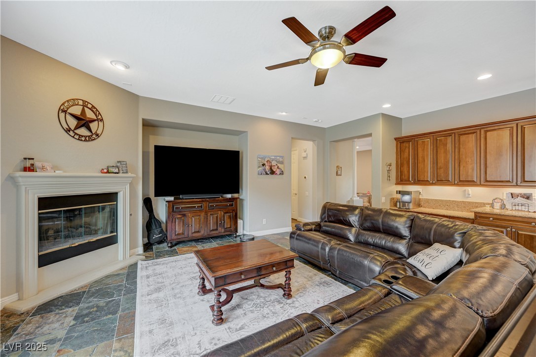 2124 Pont National Drive, Henderson, Nevada image 37