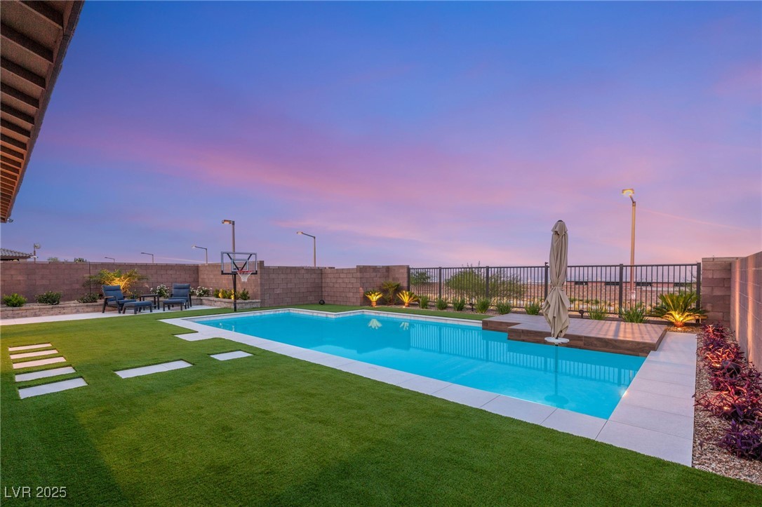 Properties 3 186 Vista Balla Avenue