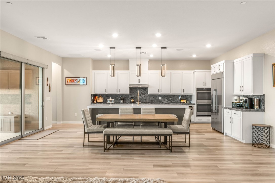 Properties 4 186 Vista Balla Avenue