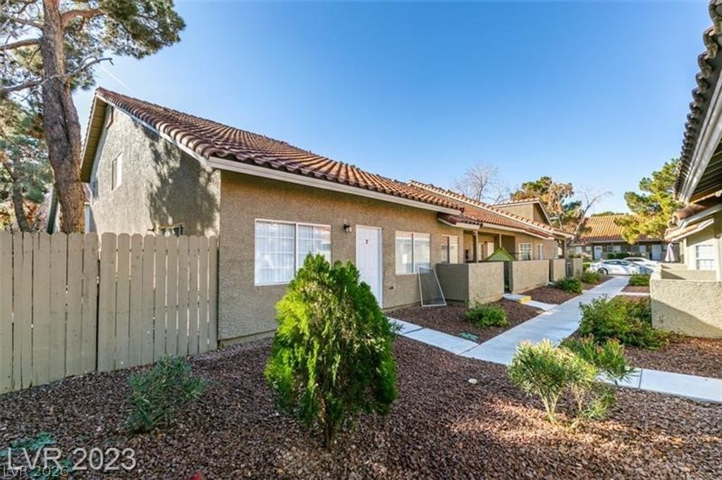 Photo of 1308 Sunblossom Street, Las Vegas, NV 89128 (MLS # 2756475)