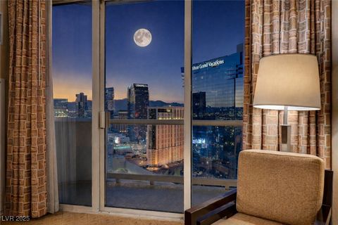 Photo of 125 E HARMON Avenue #2601, Las Vegas, NV 89109 (MLS # 2743231)
