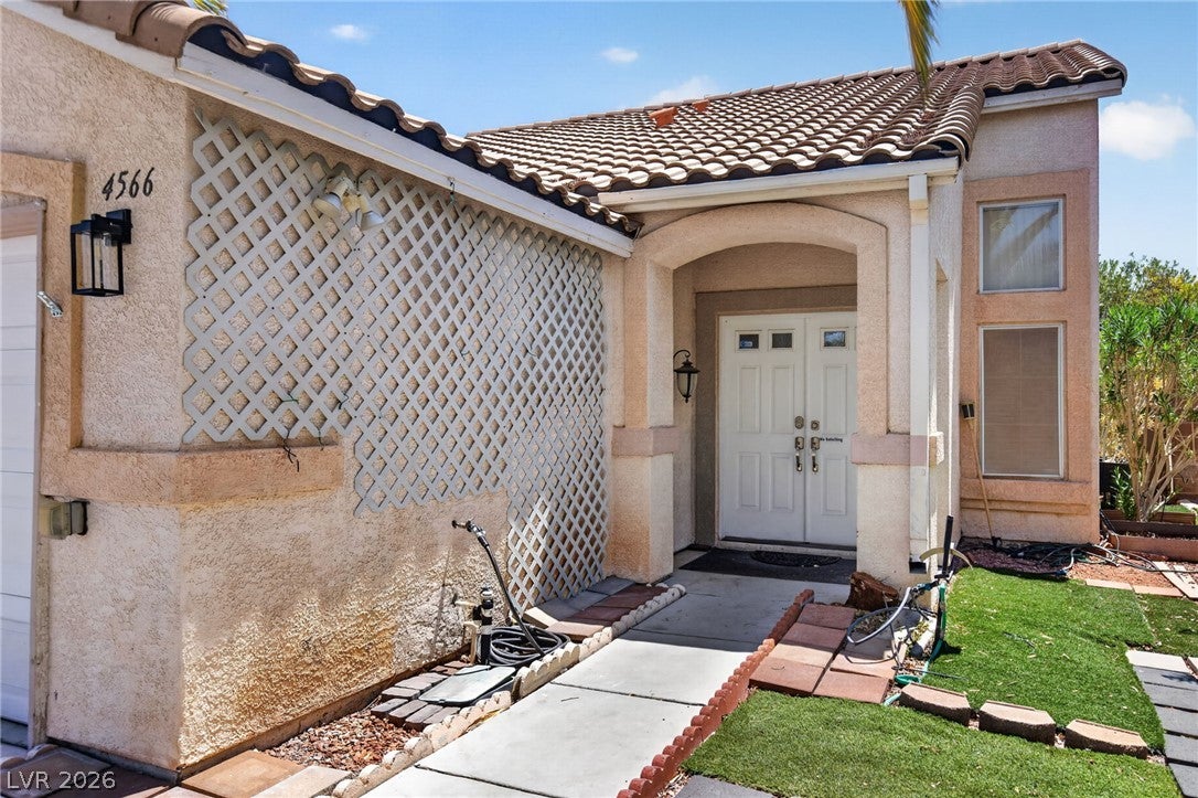 4566 New Dupell Way