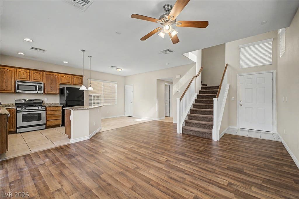 Photo of 10560 LAURELWOOD LAKE Avenue, Las Vegas, NV 89166 (MLS # 2792354)