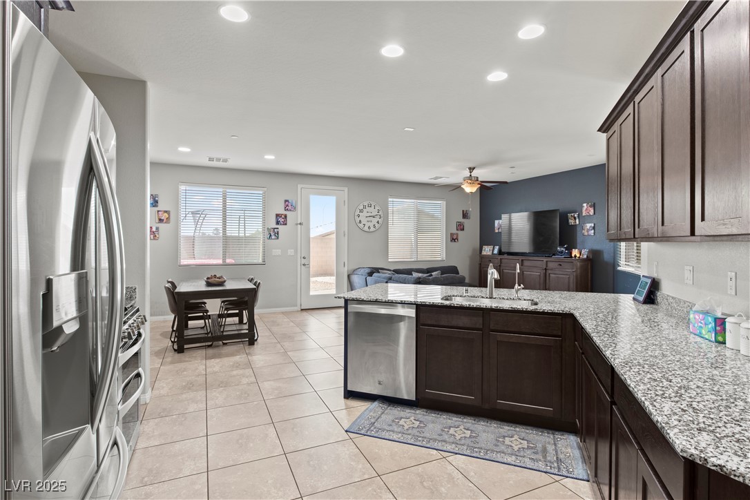 1266 Smokey Valley Lane, Henderson, Nevada image 3