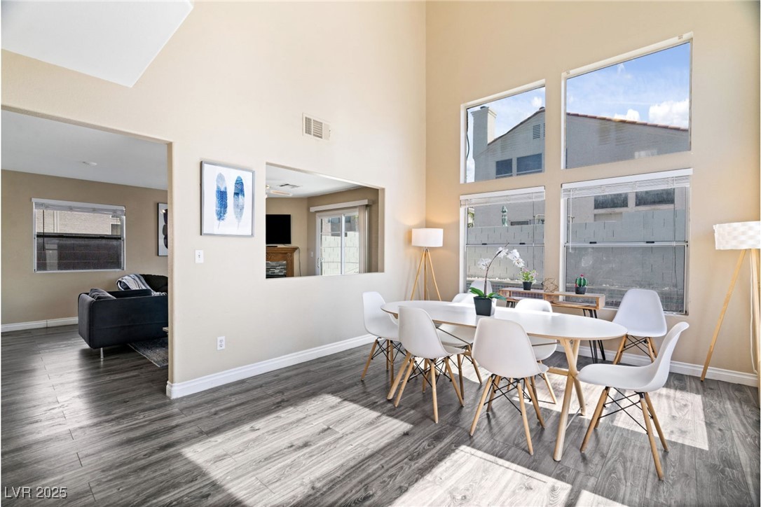 8213 Grassy Point Circle