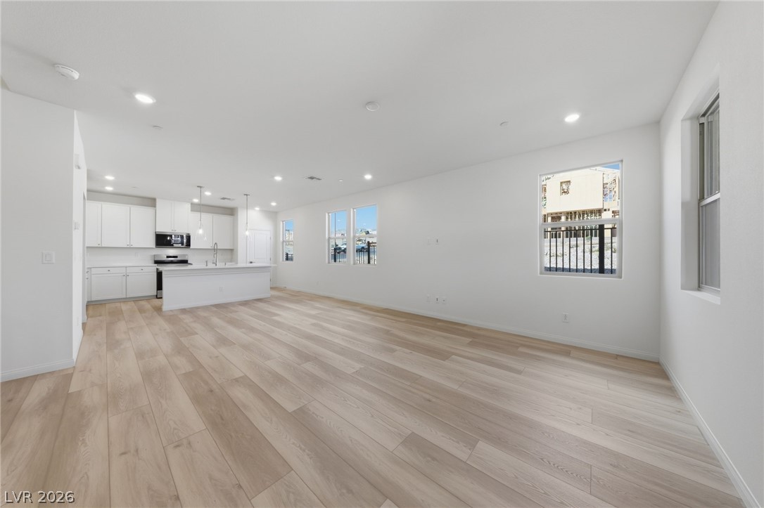 12528 Kings Creek Place