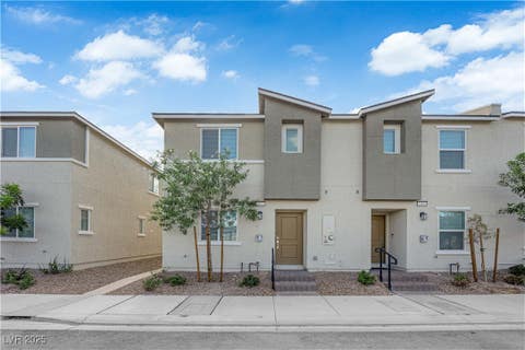 Townhouse For Sale - 2953 White Selzter Court<br/> Las Vegas, NV 89122