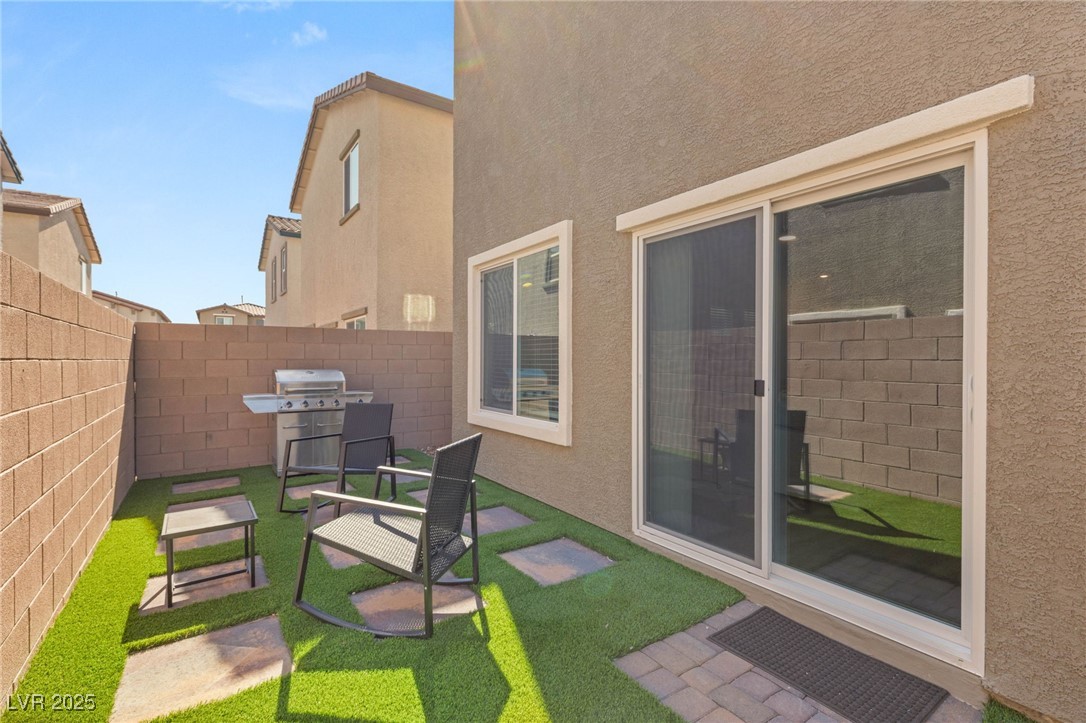 Las Vegas, Nevada 89141, United States, 3 Bedrooms Bedrooms, ,2 BathroomsBathrooms,Residential,Active,195273