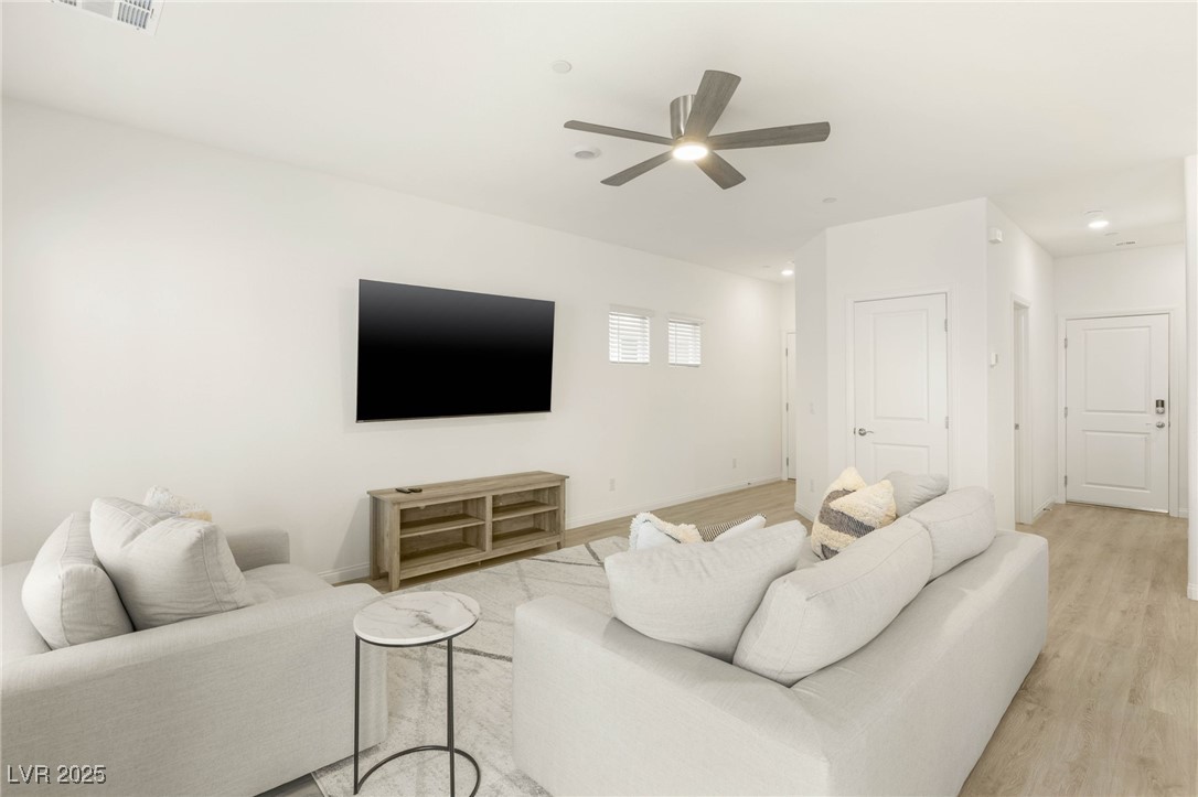 Las Vegas, Nevada 89141, United States, 3 Bedrooms Bedrooms, ,2 BathroomsBathrooms,Residential,Active,195273