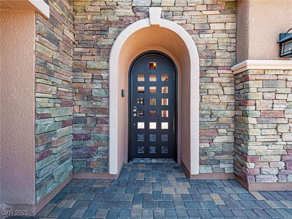 47 GRAND MASTERS Drive