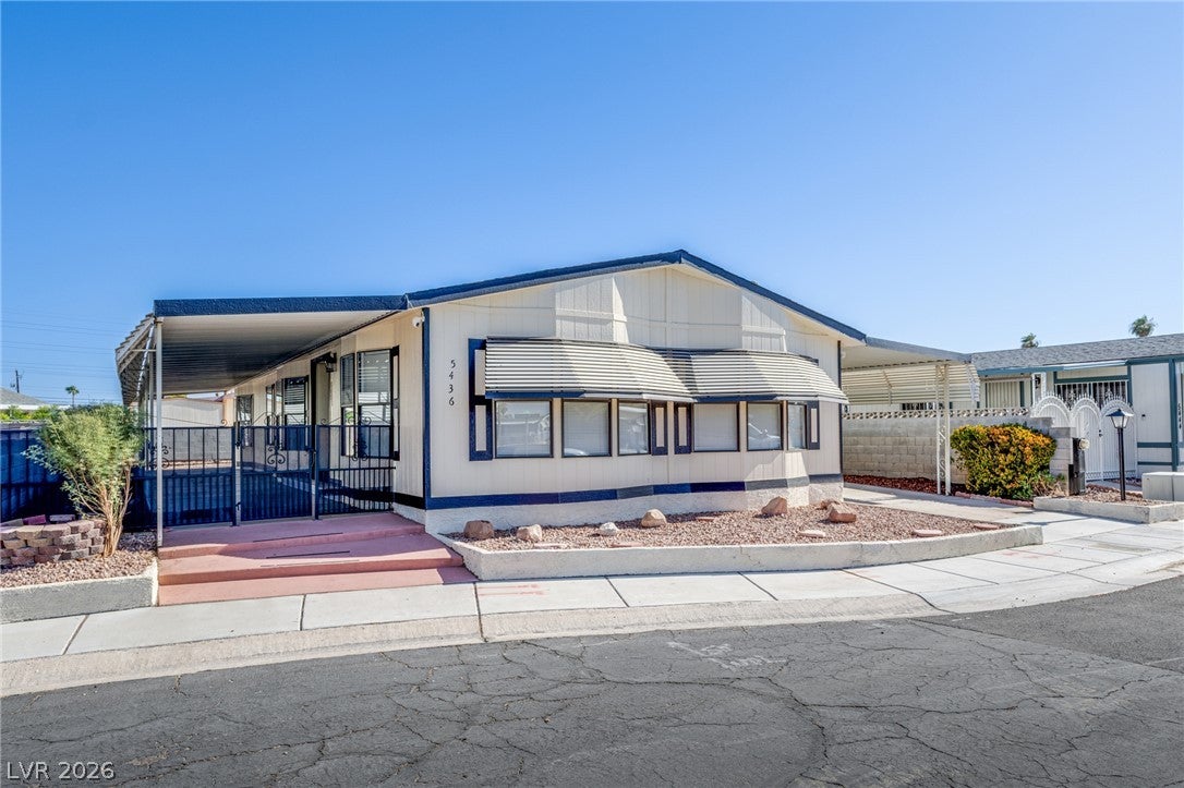 5436 Tres Piedras Road