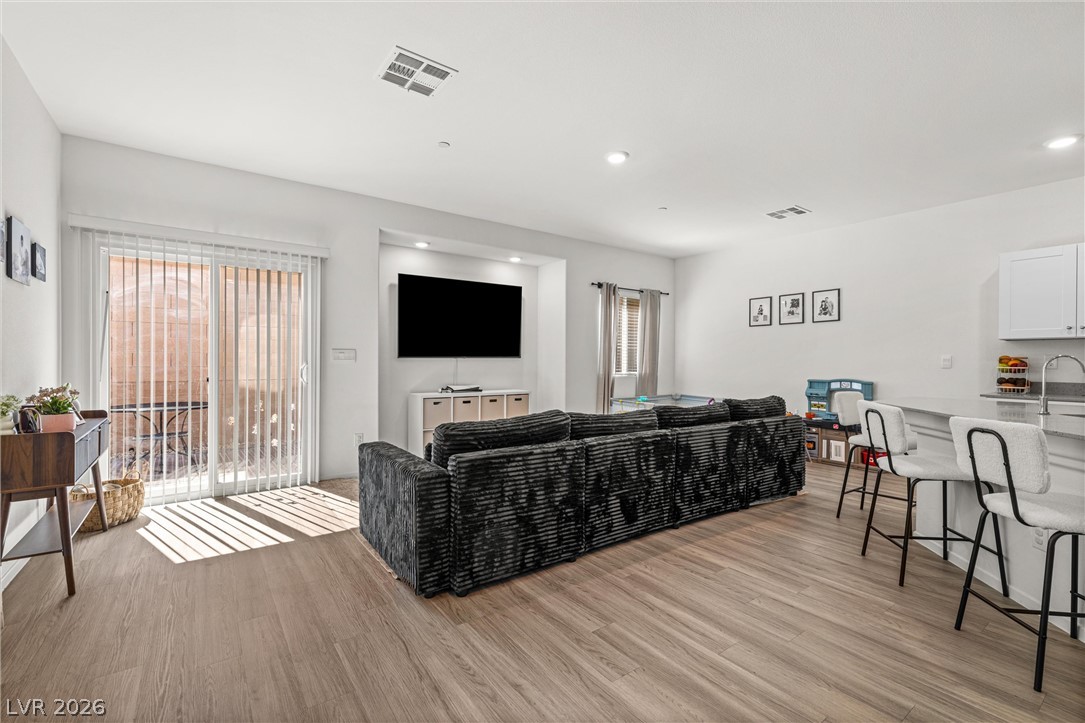 7855 Pandora Sky Street 3
