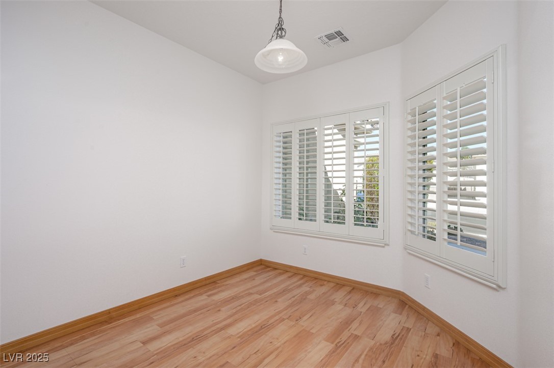 3525 Cottage Meadow Way, Laughlin, Nevada image 12