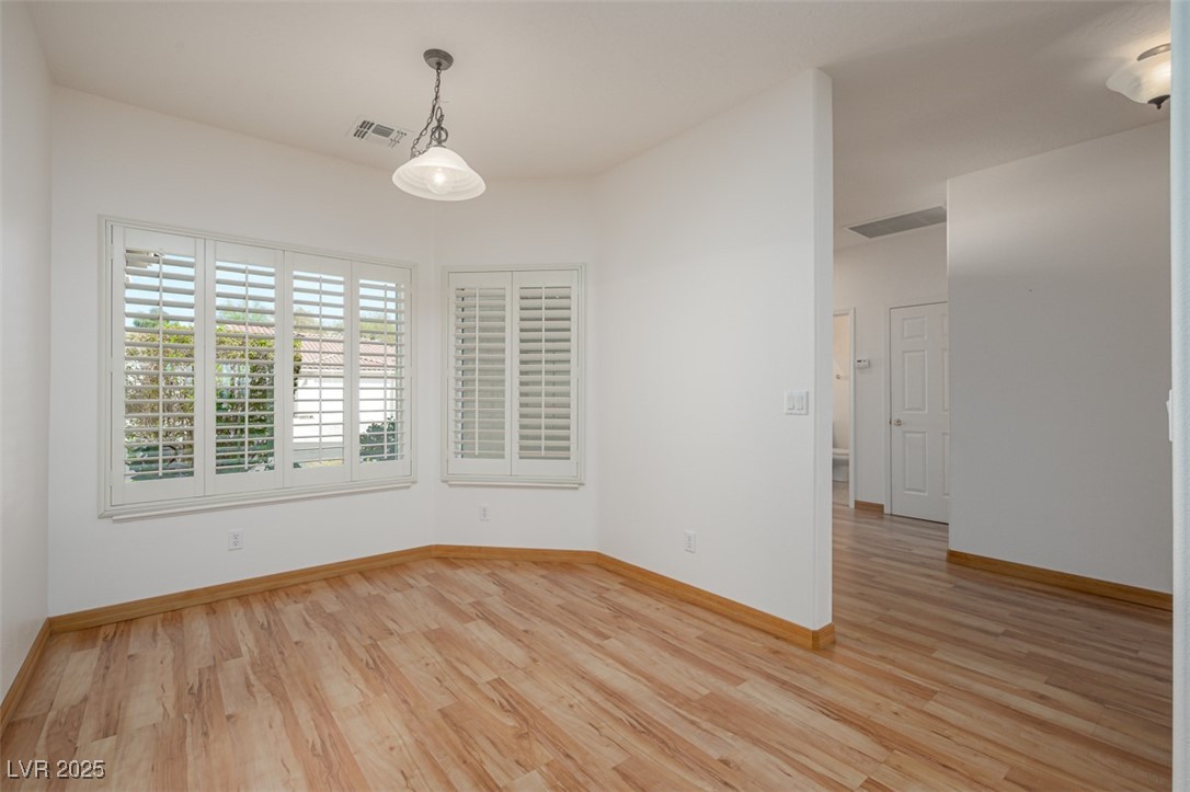 3525 Cottage Meadow Way, Laughlin, Nevada image 13