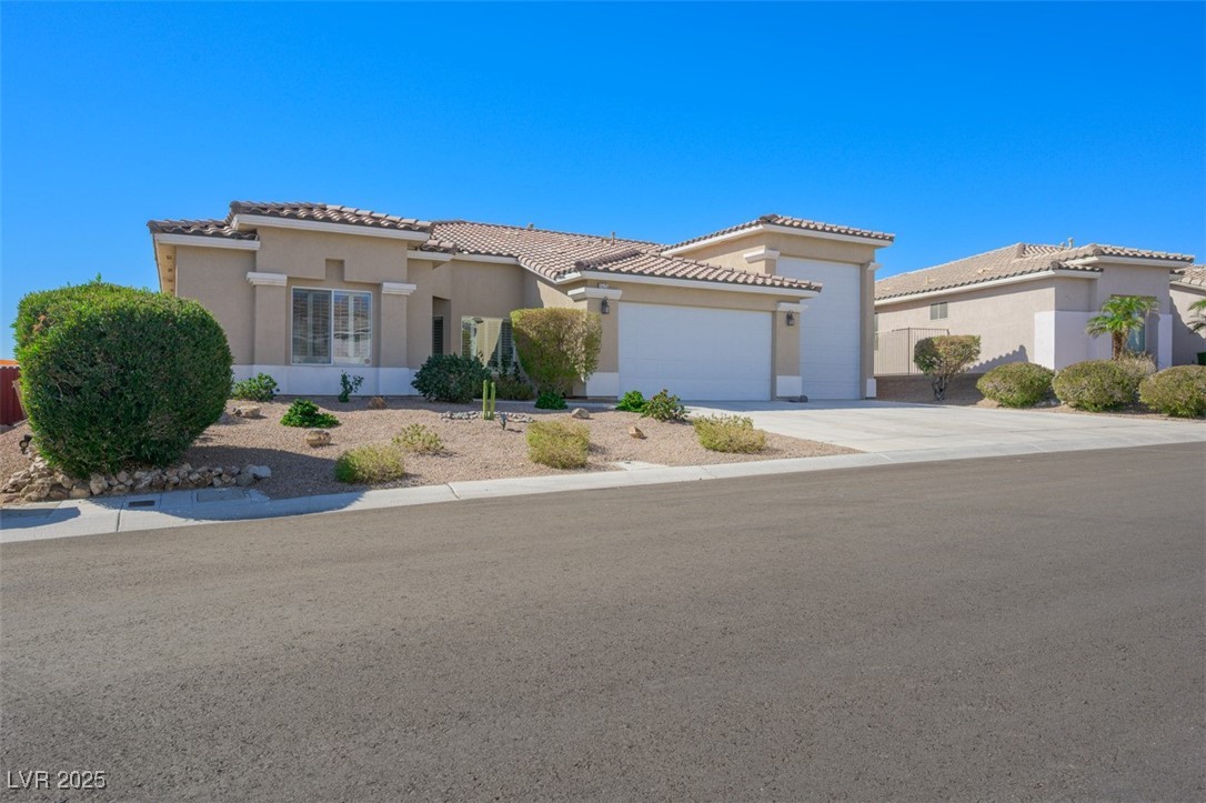 3525 Cottage Meadow Way, Laughlin, Nevada image 3