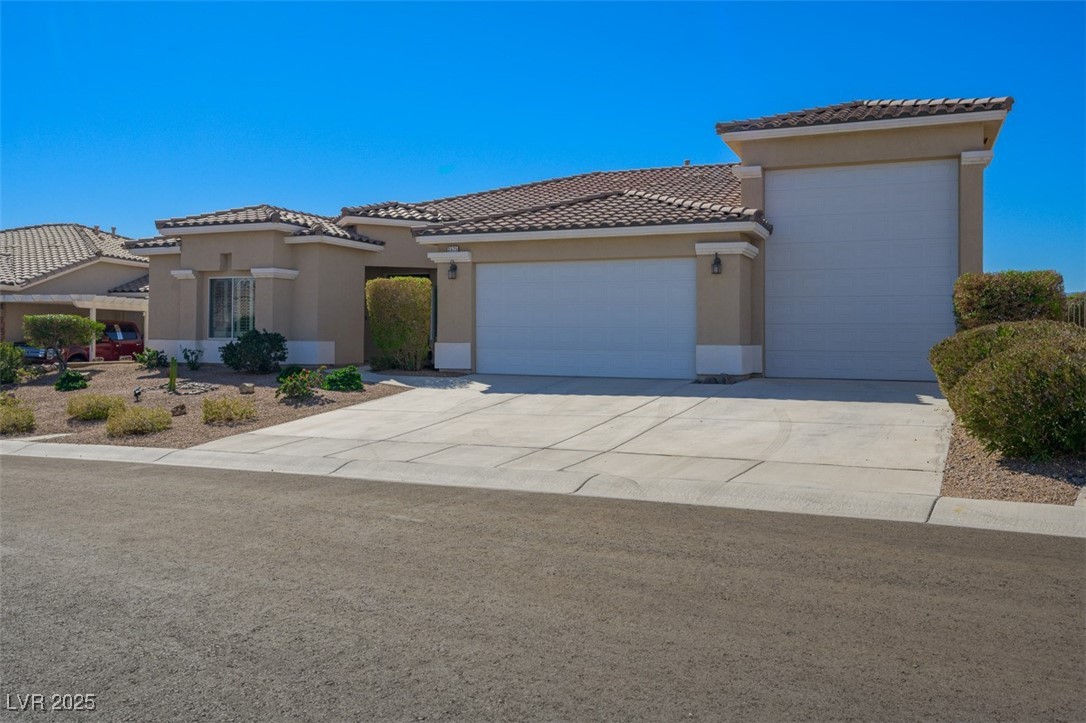 3525 Cottage Meadow Way, Laughlin, Nevada image 6