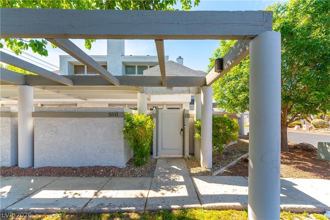 5511 Orchard Lane 77