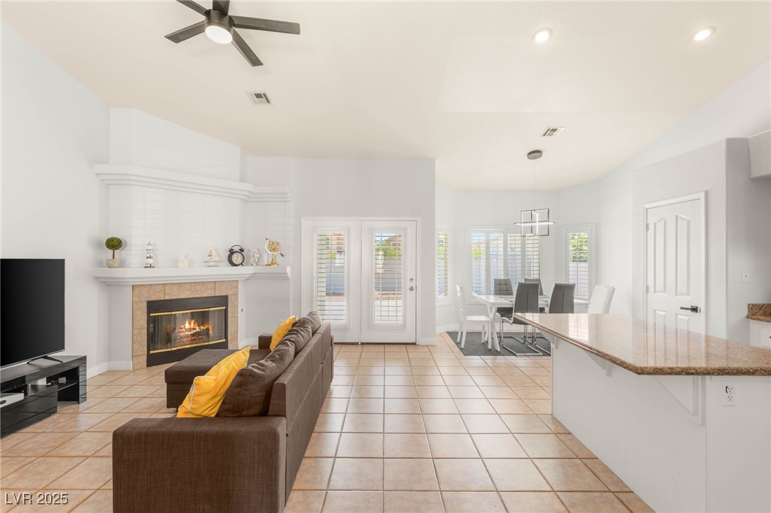 Las Vegas, Nevada 89147, United States, 3 Bedrooms Bedrooms, ,2 BathroomsBathrooms,Residential,Active,167321