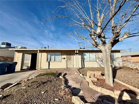 Photo of 6508 EVERGREEN Avenue, Las Vegas, NV 89107 (MLS # 2759167)