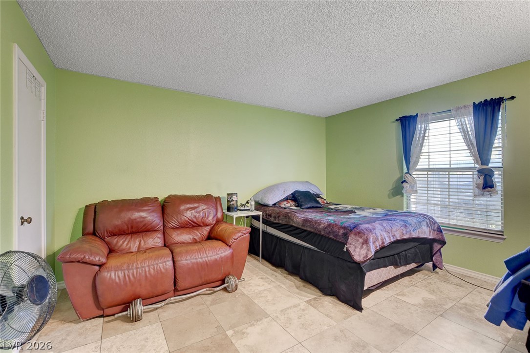 3823 S Maryland Parkway P1