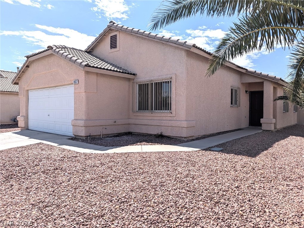 1957 Tallow Tree Avenue