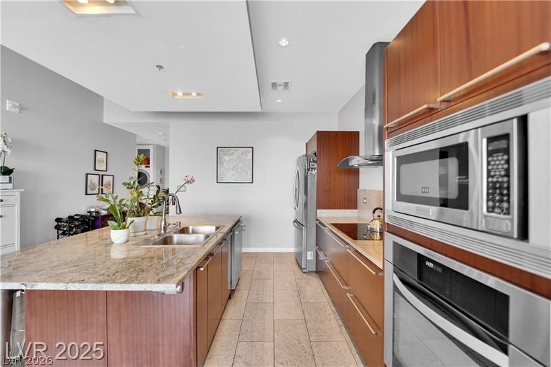 4471 Dean Martin Drive 2204