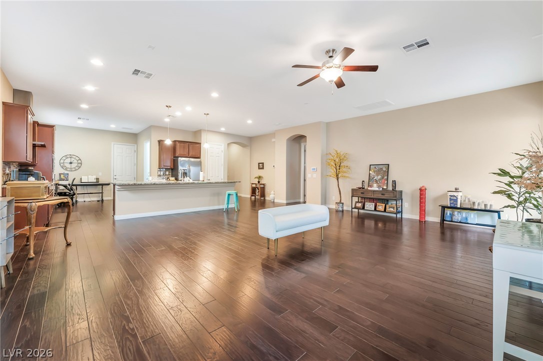 71 Newton Ridge Way