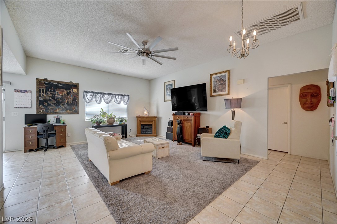 424 Tiger Lily Way