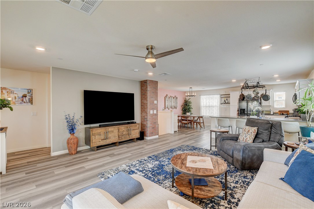 3715 Brilliant Sunset Street