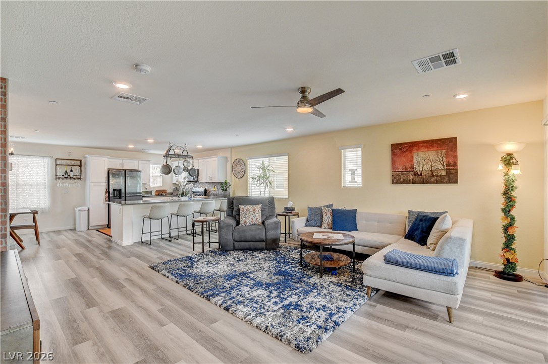 3715 Brilliant Sunset Street