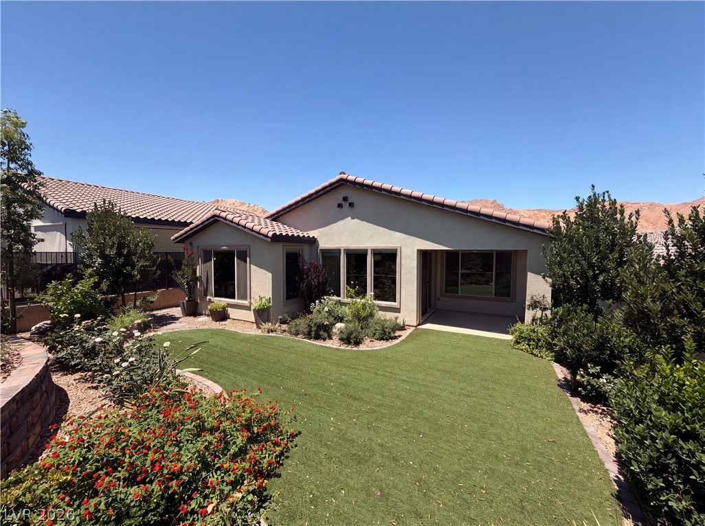38 Sun Lily Lane