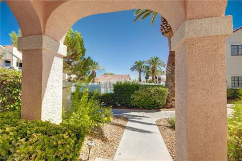 Condo For Sale - 4835 S Torrey Pines Drive #104<br/> Clark County, Las Vegas, NV 89103