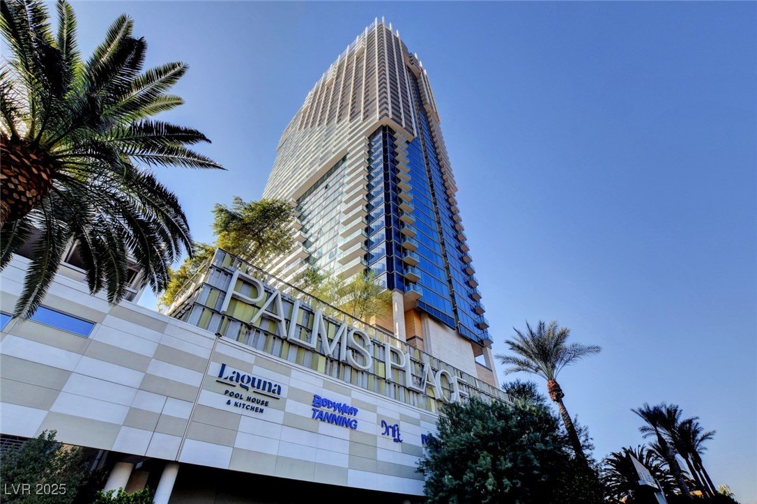 4381 W Flamingo Road 1121