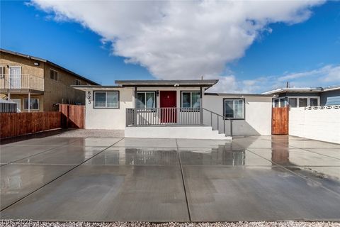 623 N 10th Street Las Vegas NV 89101