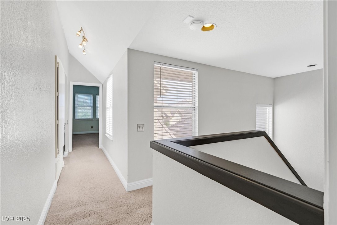 Las Vegas, Nevada 89121, United States, 3 Bedrooms Bedrooms, ,3 BathroomsBathrooms,Residential,Pending,205311